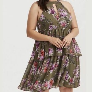 2X NWOT GREEN FLORAL TORRID DRESS OBO